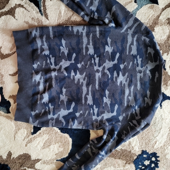 Mens Hollister M pull over SOLD - Picture 4 of 5